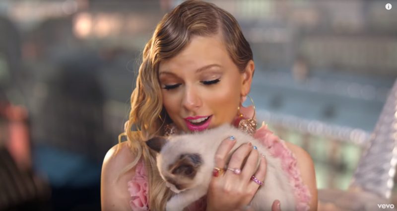 Taylor Swift lança "Me", single de sua nova era; vem assistir 5