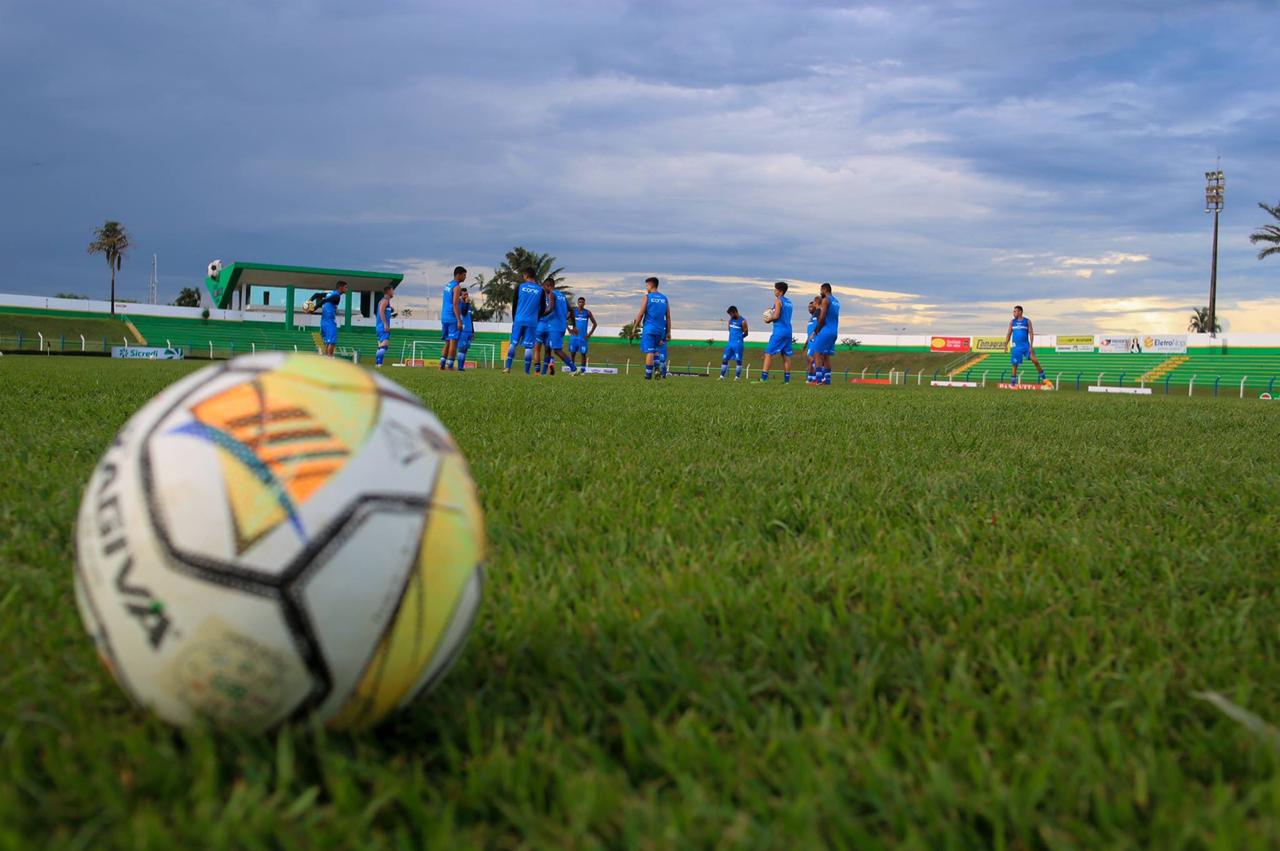 Sinop FC se prepara para jogo em Goiás no domingo 1
