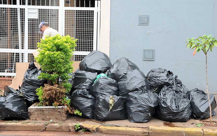 Lixo domiciliar: Quais São os Impactos Ambientais Causados Pelo Lixo Que Produzimos Todos os Dias 1