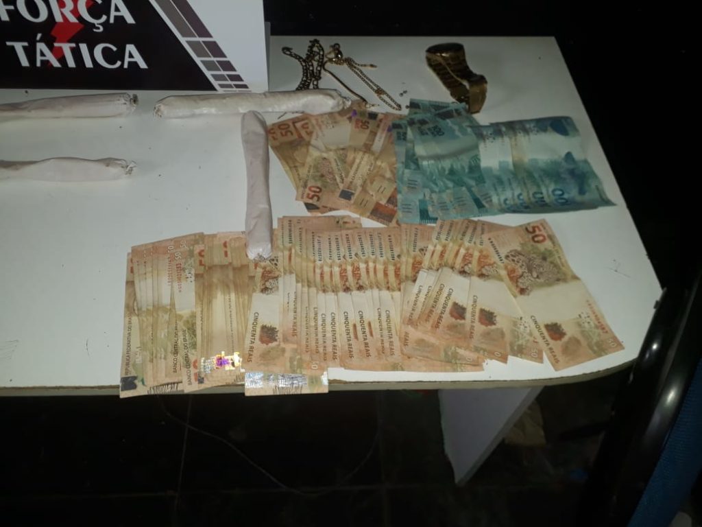 Casal é preso com explosivos e R$16 mil em avenida de Sinop