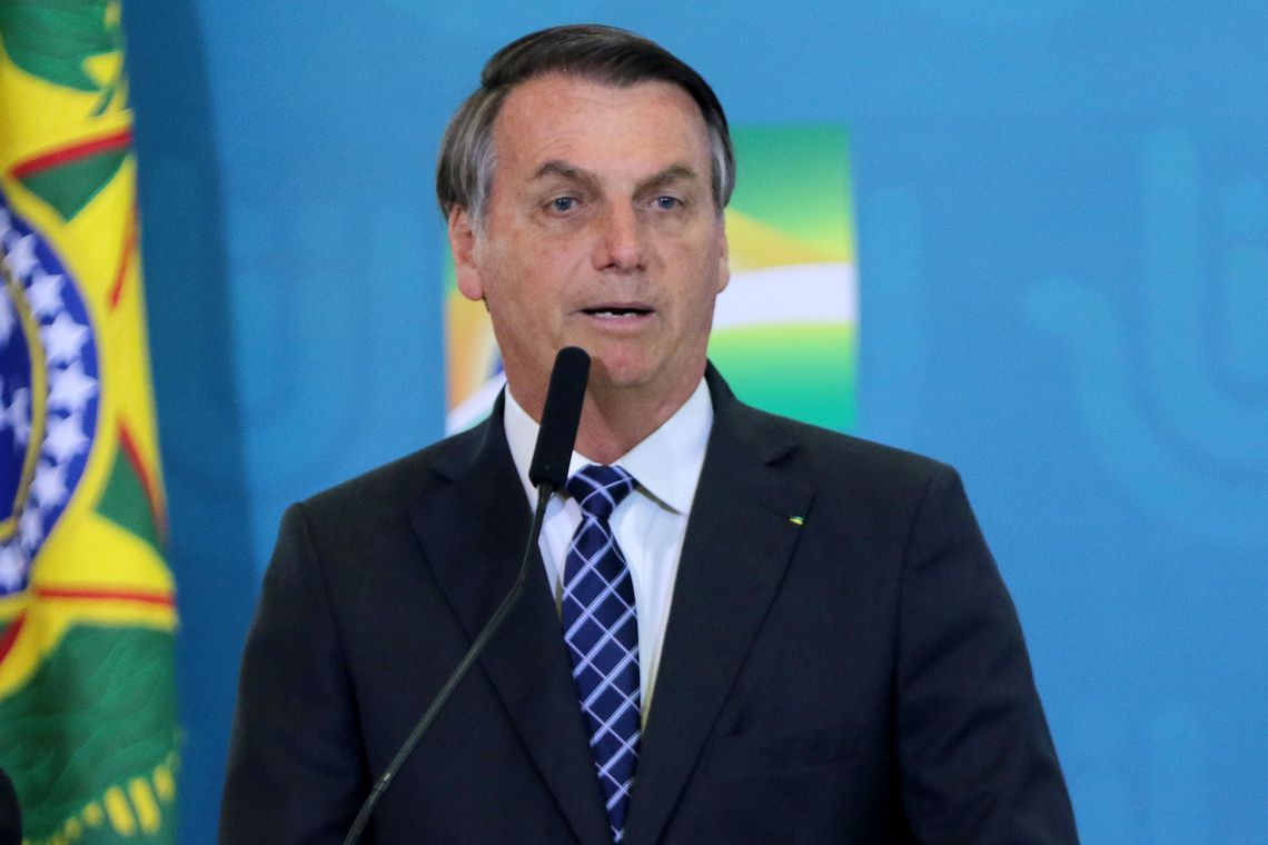 Bolsonaro diz que zera impostos se governadores acabarem com ICMS