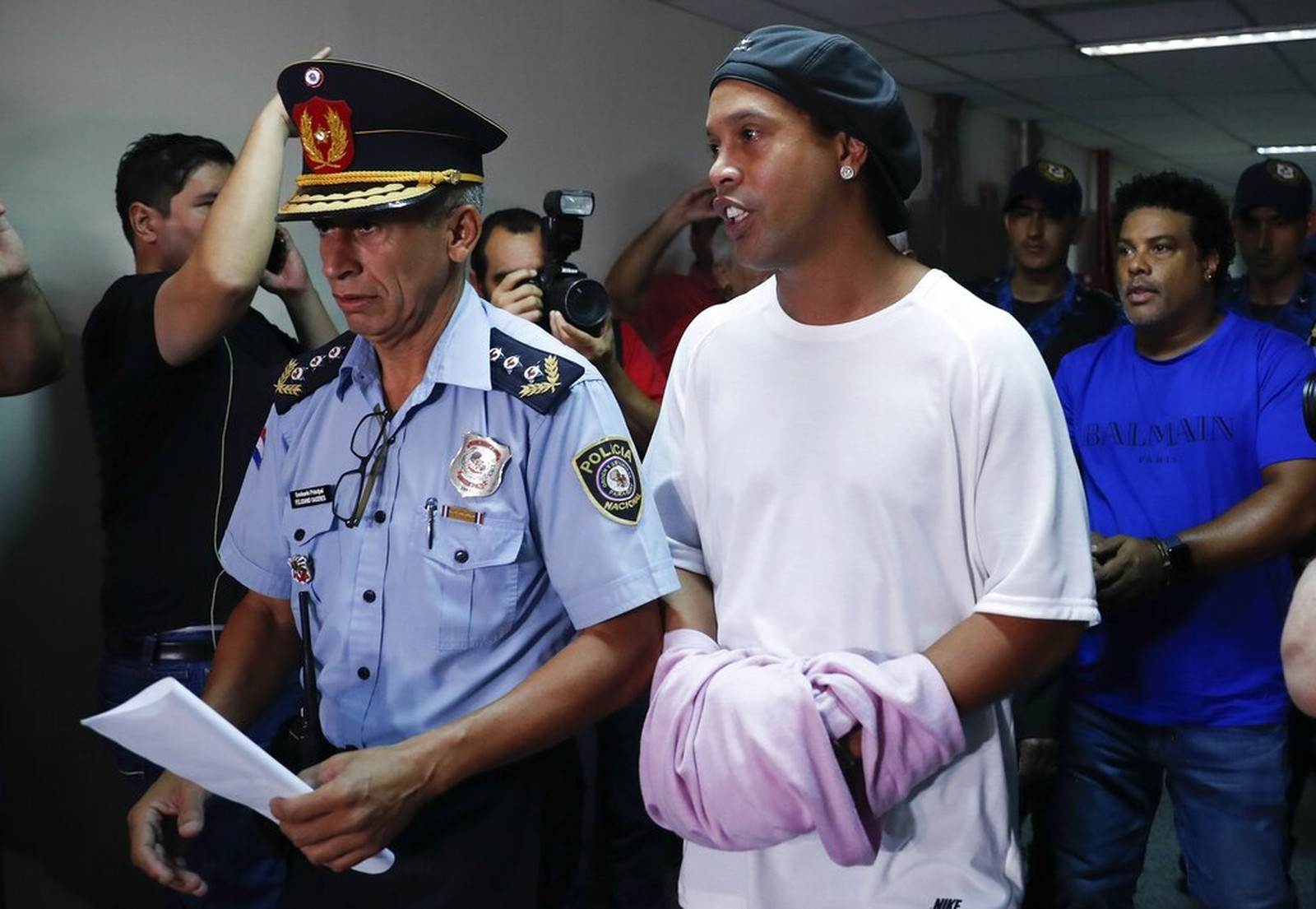 Justiça Paraguaia recusa prisão domiciliar à Ronaldinho e irmão