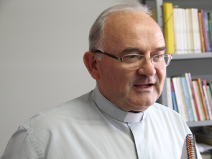"Reconstruir a esperança e incentivar a oração", diz Bispo Diocesano