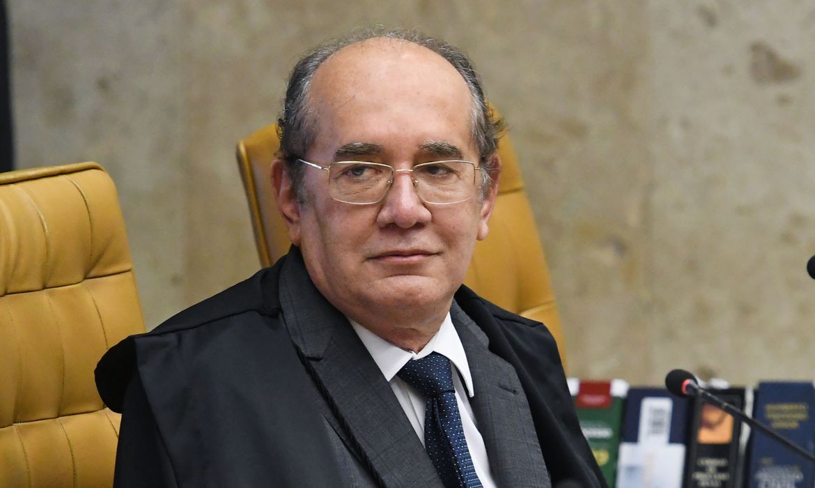 Gilmar Mendes nega pedido de Eduardo Bolsonaro em caso de Fake News