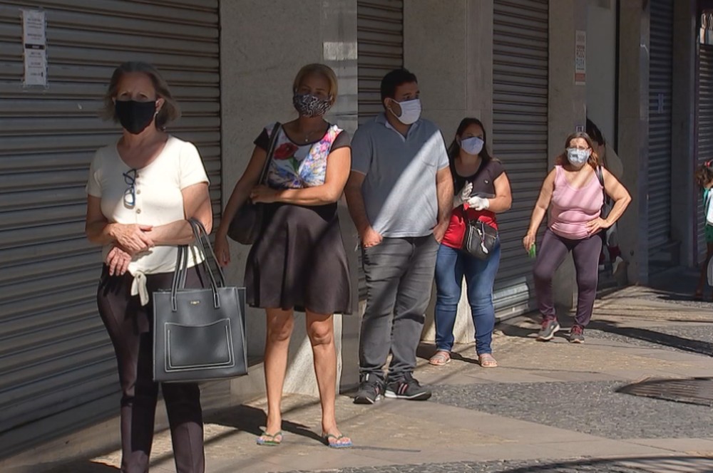 Governo encaminha projeto que prevê multa para órgãos públicos onde pessoas estiverem sem máscara 5