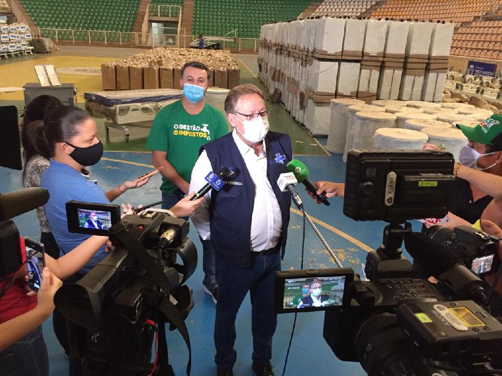 Secretário de Saúde desmente fake news sobre respiradores armazenados em ginásio 1