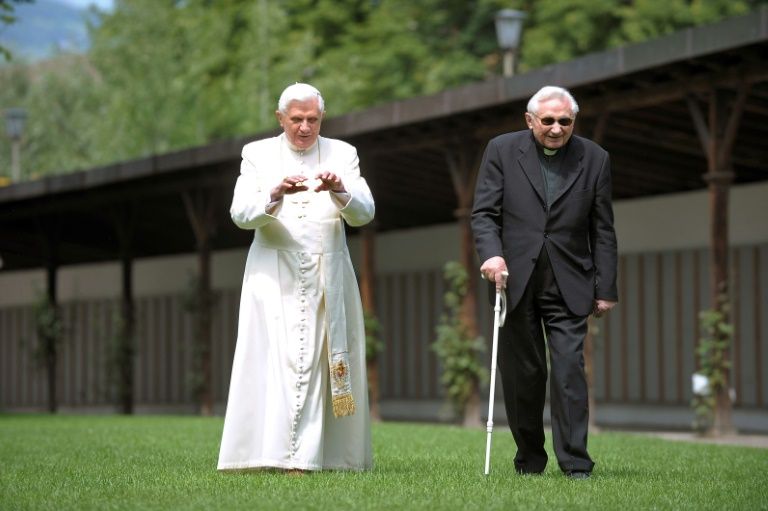 Irmão mais velho de Bento XVI morre com 96 anos