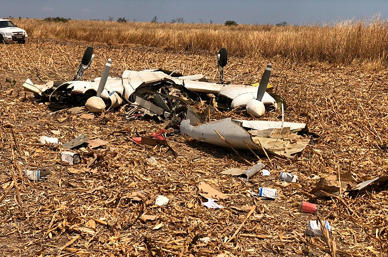 Piloto morre em queda de avião em fazenda no município de Nobres 6