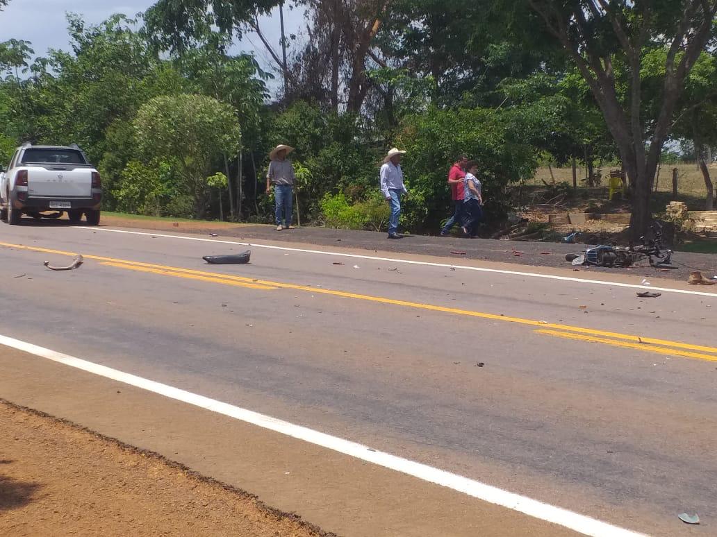 Motociclista morre ao ser atingido por caminhonete em Colíder