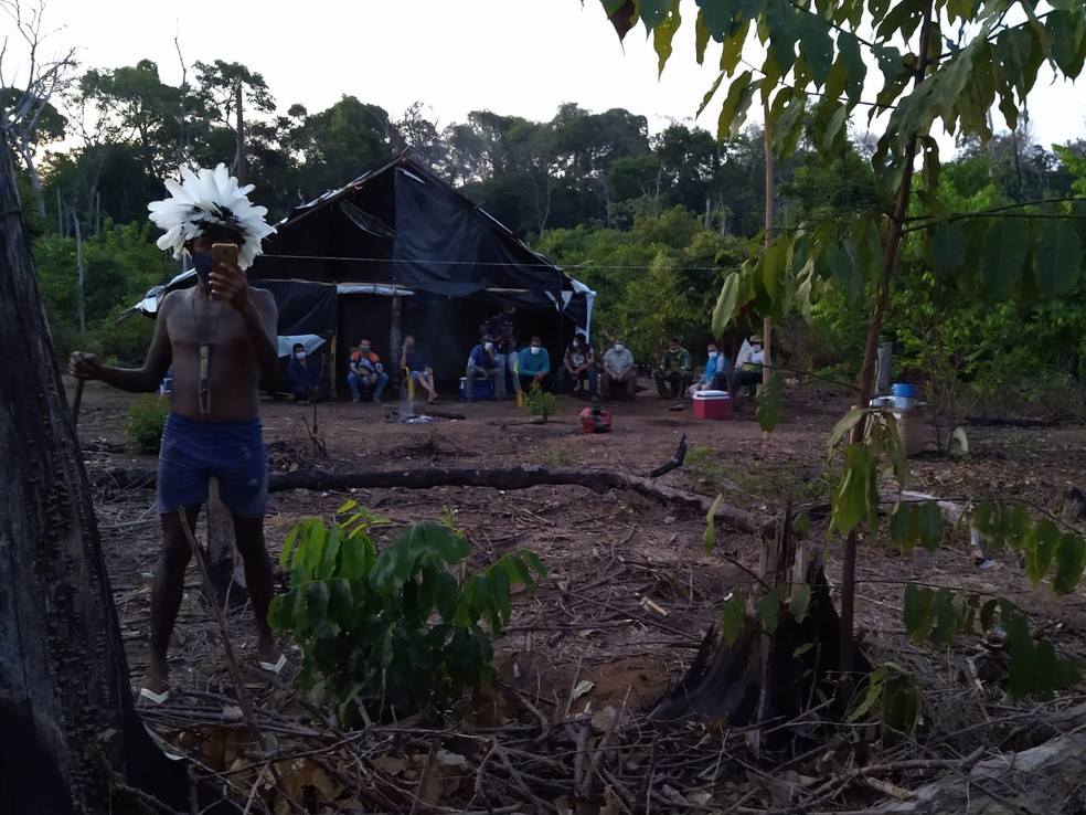 Grupo de turistas é liberado por indígenas da Aldeia Rawo