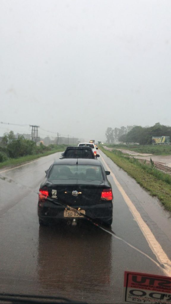 Um acidente com vítima fatal na BR-163 abre a manhã de chuva em Sinop 