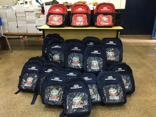 Prefeitura de Sorriso entregará kits escolares para alunos