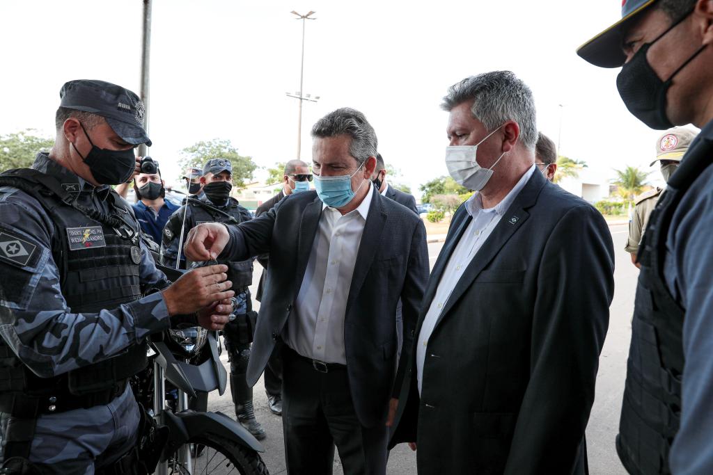 Governador inicia entrega de 103 motos para Polícia Militar