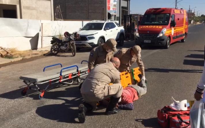 Homem fica ferido após ser atropelado por motocicleta em Sinop