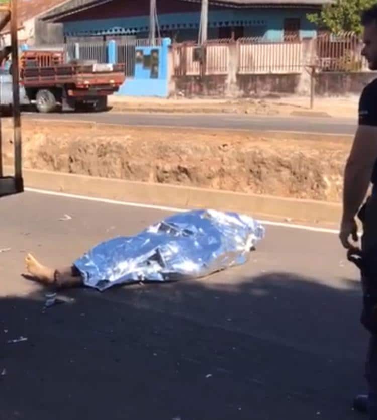 SINOP: Homem Morre após colidir com 'carretinha' estacionada 38