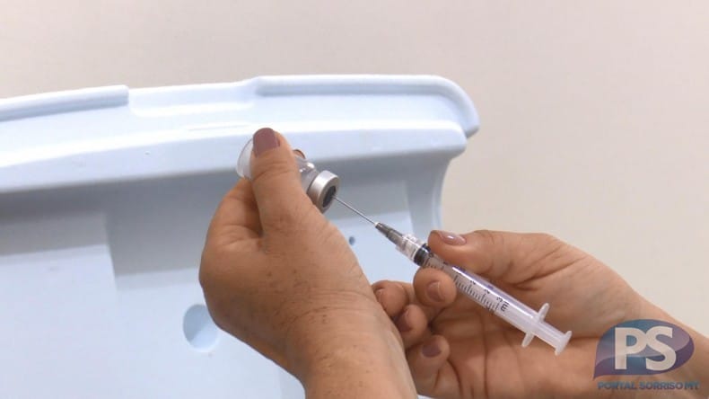Sinop abre agenda de vacinação para adolescentes de 14 anos ou mais