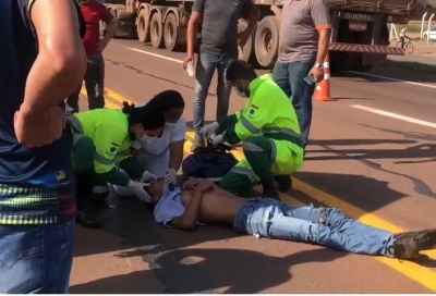 Motociclista fica ferido após ser fechado por caminhão em Sinop 2
