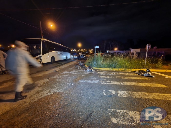 Colisão entre ônibus e moto deixa casal morto em Sorriso