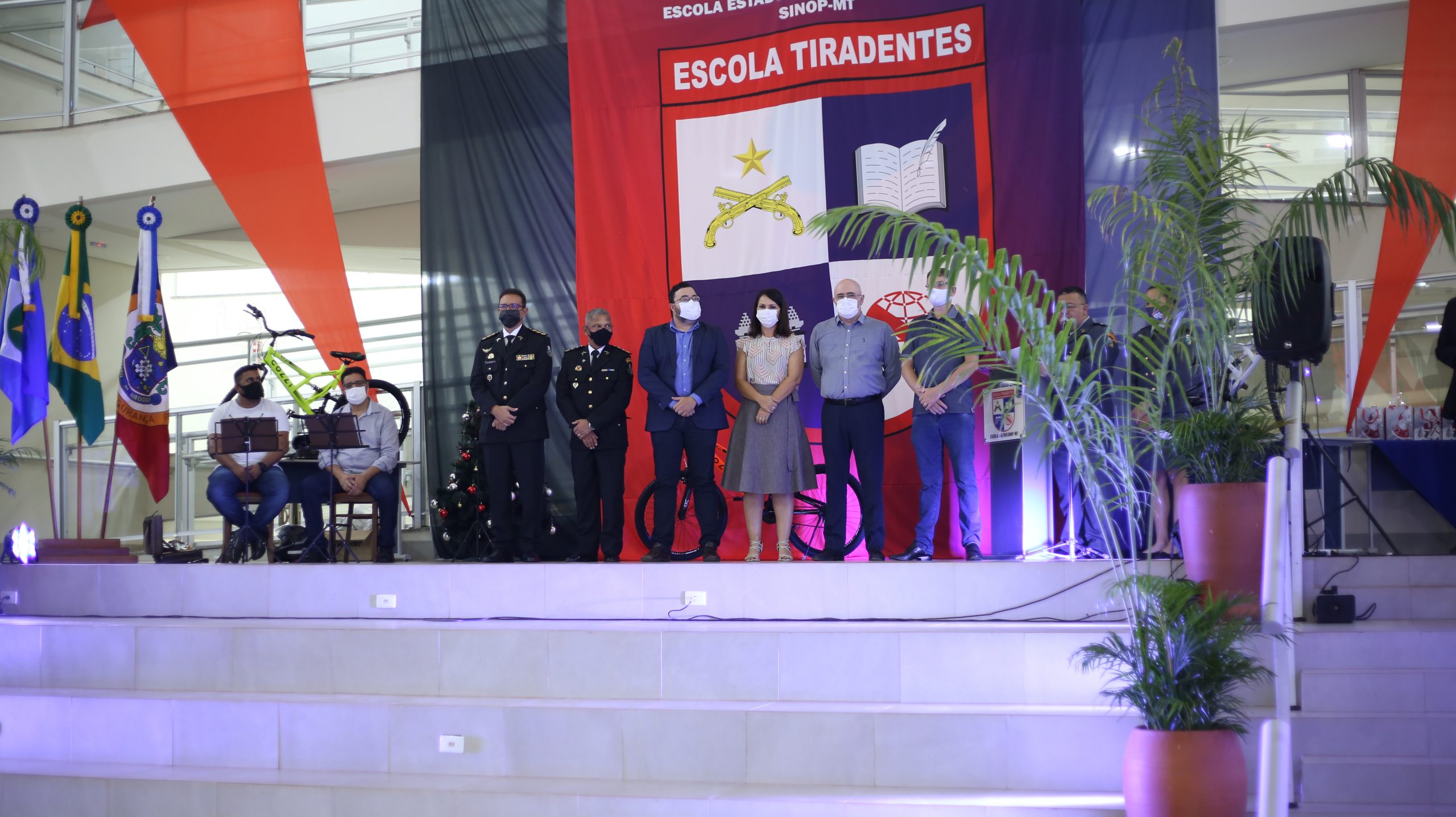 Escola Militar realiza 1º 'Cantata de Natal' para encerramento de ano letivo 4