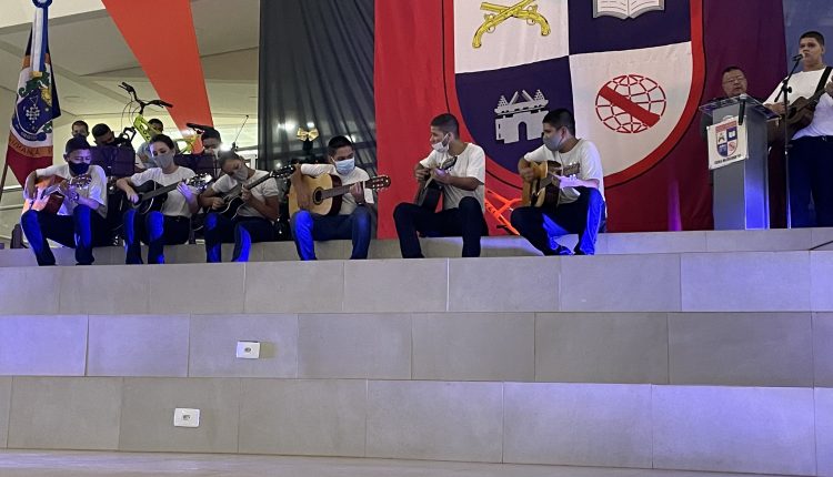 Escola Militar realiza 1º 'Cantata de Natal' para encerramento de ano letivo 10