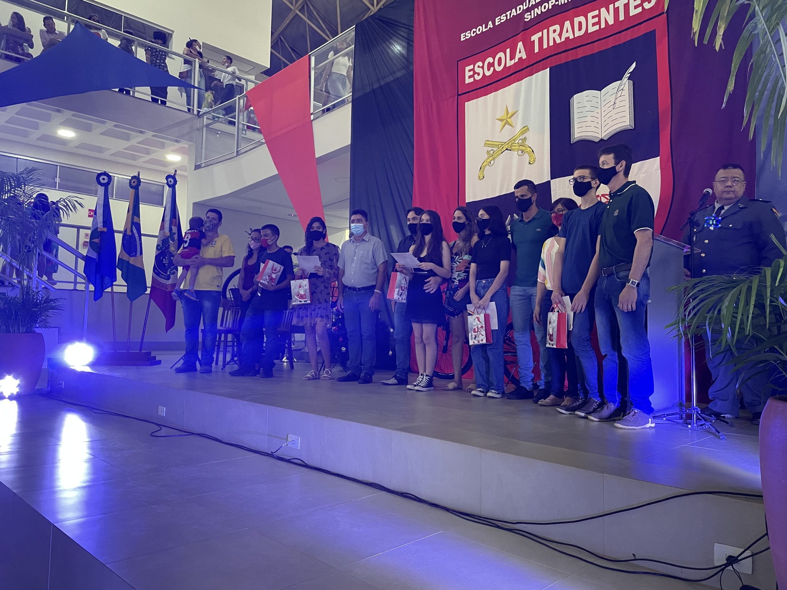 Escola Militar realiza 1º 'Cantata de Natal' para encerramento de ano letivo 2