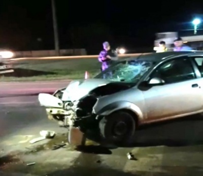 Jovem de 18 anos fica ferido após colisão entre carro e moto em Sinop 1