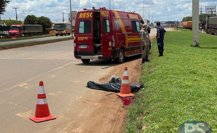 Homem morre após ser atropelado por caminhão na BR 163