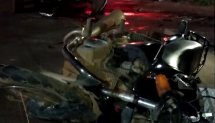 Jovem de 18 anos fica ferido após colisão entre carro e moto em Sinop 6