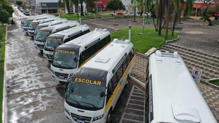 SINOP: 10 ônibus escolares são entregues para a rede municipal de educação 1