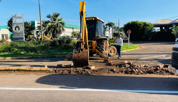 Prefeitura de Sinop realiza obras de adequação em cruzamento de Avenidas 12