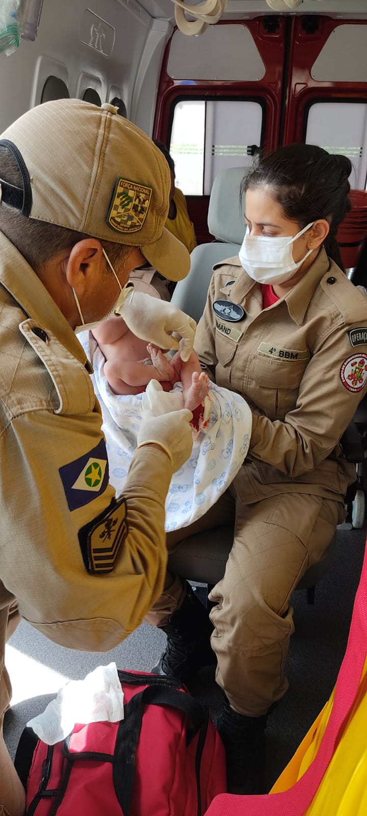 Bombeiros de Sinop auxiliam em nascimento de recém nascido