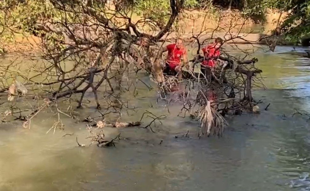 Corpo com sinais de execução é encontrado em rio de Sorriso
