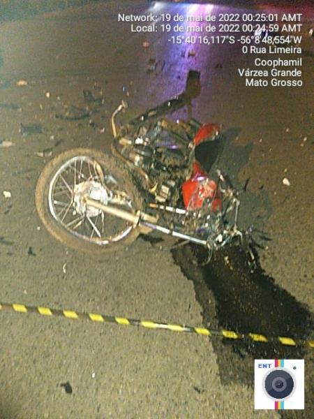Colisão frontal entre motocicletas deixa condutores mortos 11
