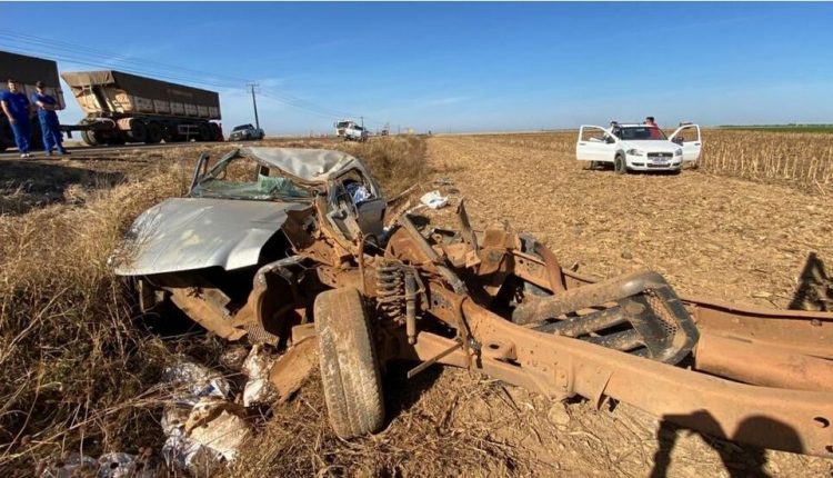 Idoso morre após capotar caminhonete na MT-242 no Nortão