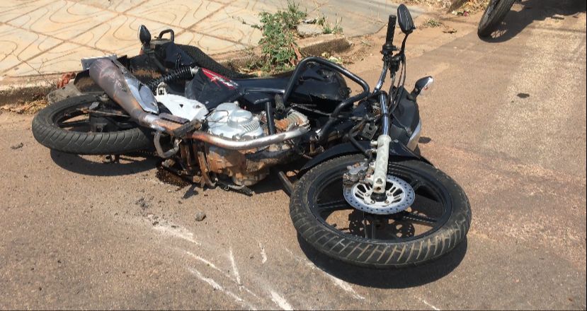 Colisão entre caminhonete e moto deixa homem gravemente ferido em Sinop 6
