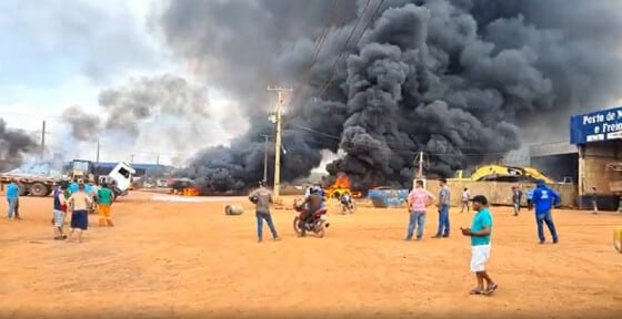Funcionário tem 80% o corpo queimado após explosão de caminhão 2