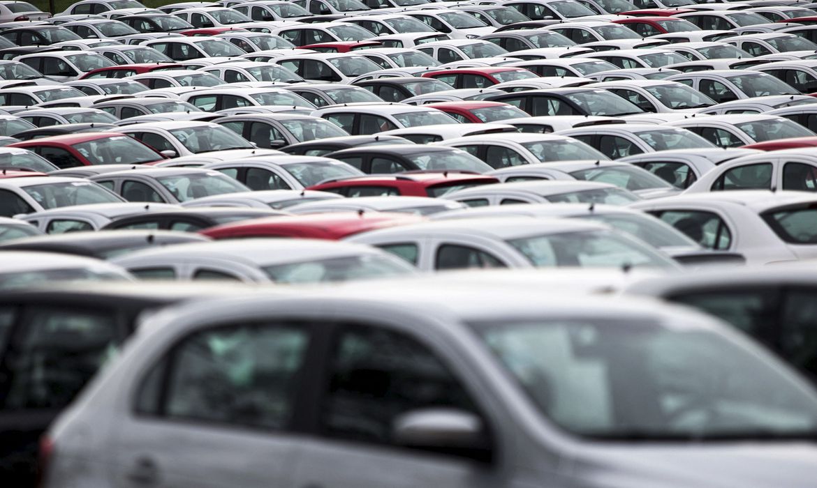 Produção de veículos aumenta mais de 8% no país