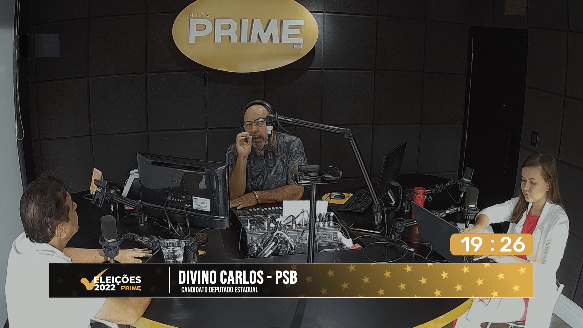 Confira a entrevista com o candidato a Deputado Estadual Divino Carlos na Hits Prime FM 4