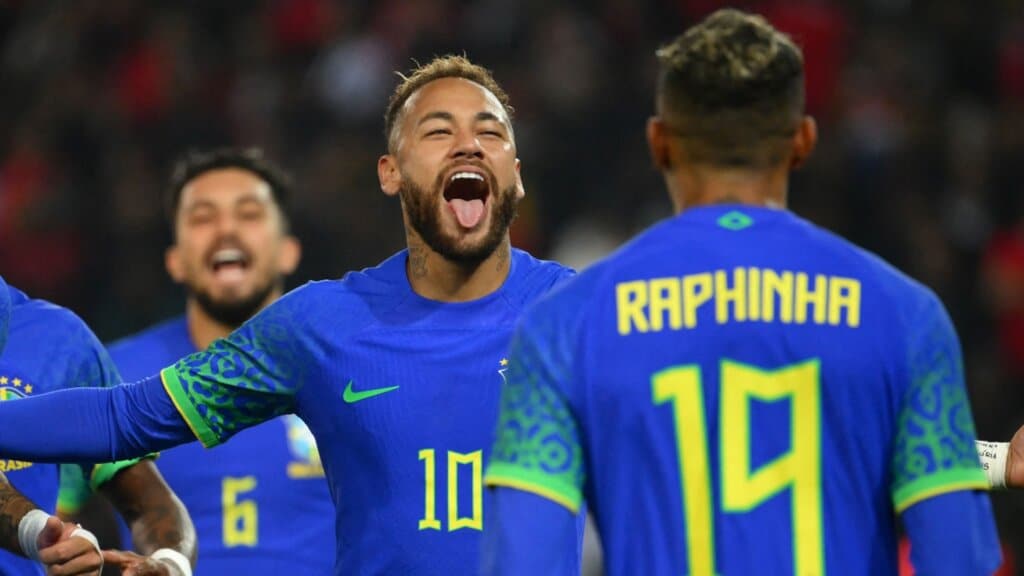 Em jogo tenso, Brasil goleia Tunísia no último amistoso antes da Copa -  Superesportes