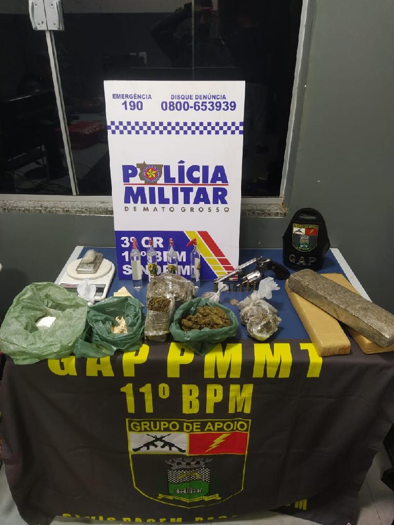 Polícia Militar prende dupla com arma de fogo e entorpecente em Sinop