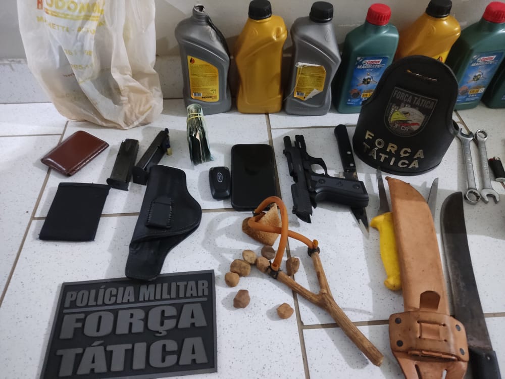 Homens acusados de atear fogo em carretas são presos em Sinop