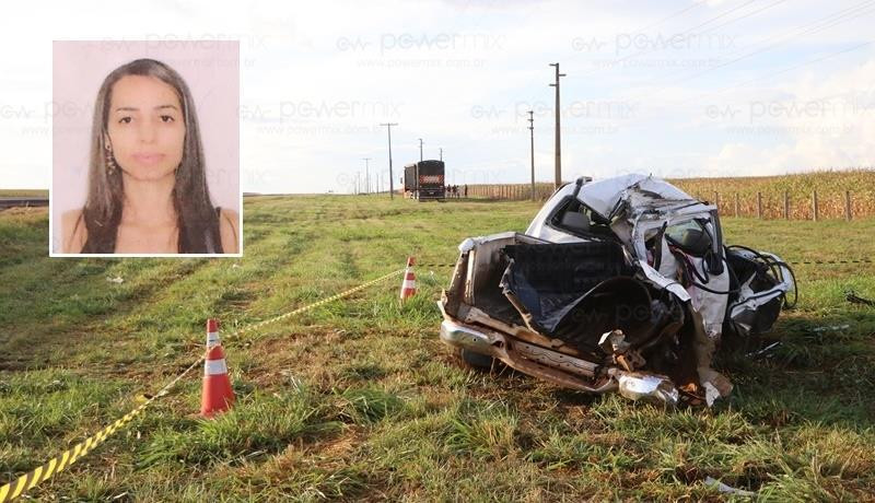 Mulher morre após acidente entre caminhonete e carreta na BR-163