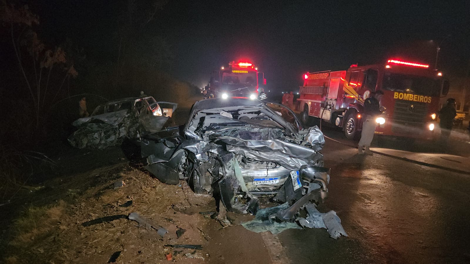 TRAGÉDIA: Colisão violenta na BR-163 em Sinop deixa três mortos 1