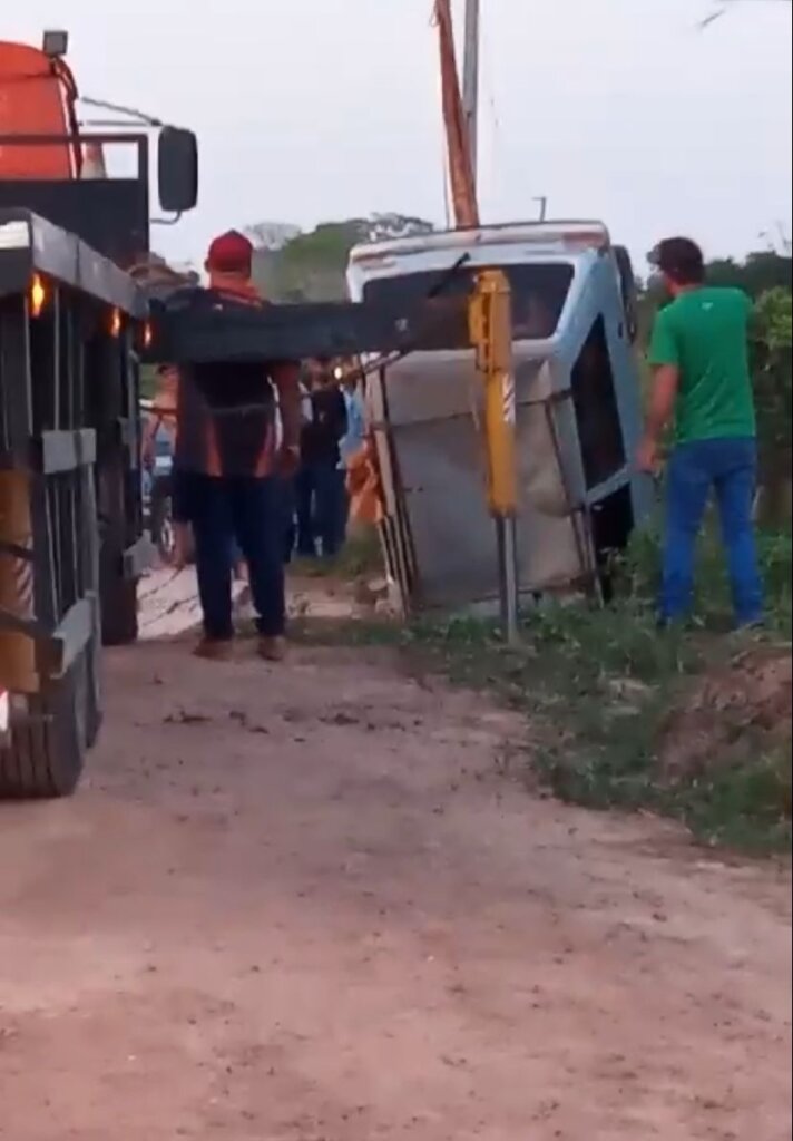 Guincho retira veículo de rio e encontra corpos de casal em MT 2