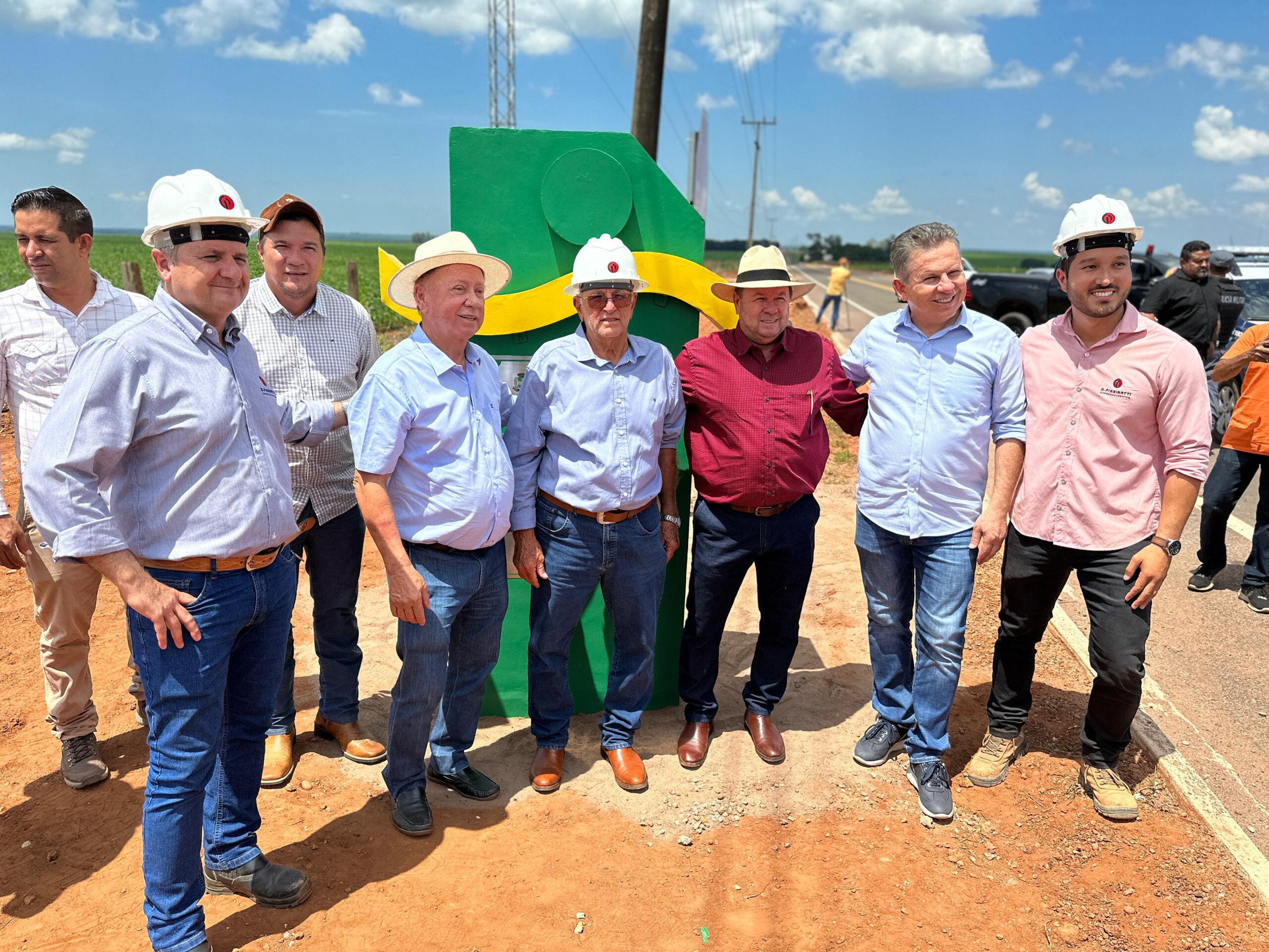Prefeito de Sinop e Governador inauguram obras de infraestrutura em duas estradas 12
