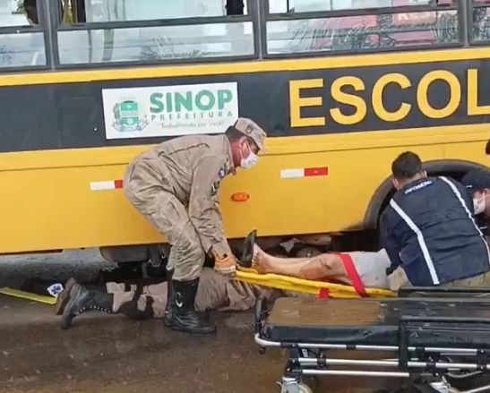 Acidente entre Ônibus Escolar e motocicleta deixa dois feridos em Sinop